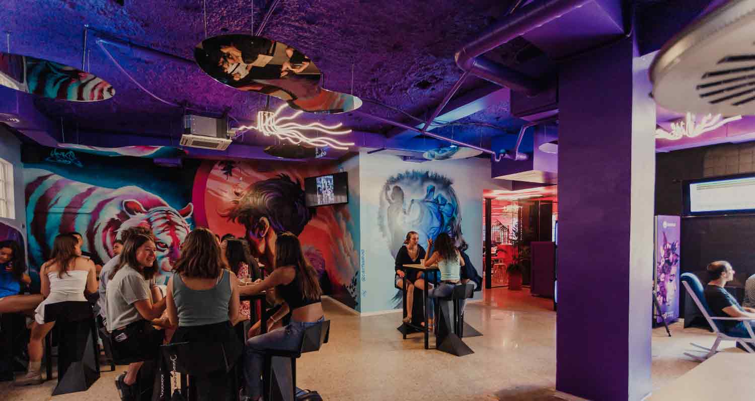 Зона отдыха студентов Taronja